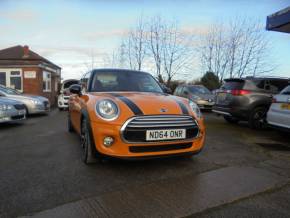 MINI HATCHBACK 2014 (64) at Castleford Car Centre Castleford